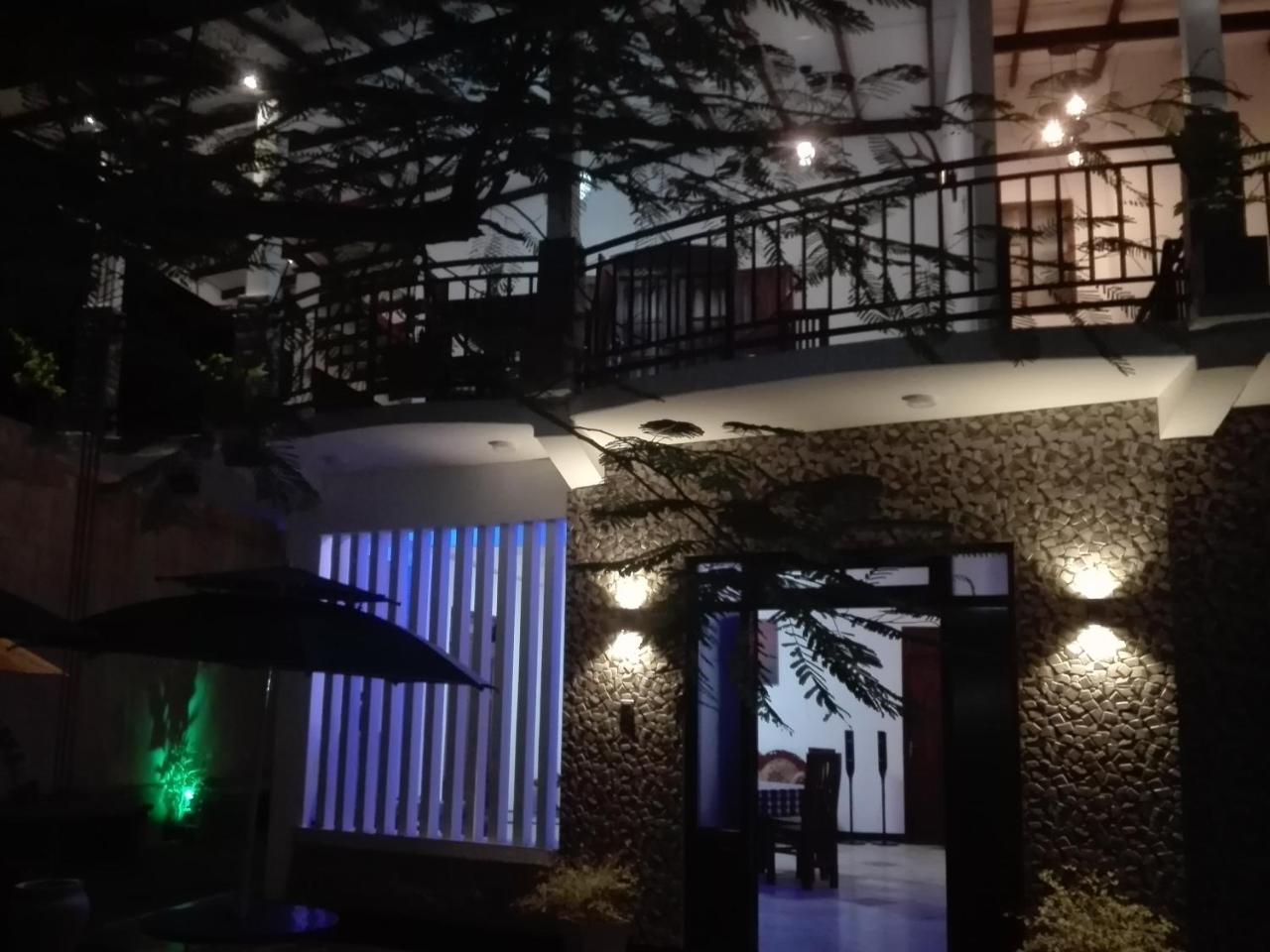 Neo Grand Villa Galle Exterior photo
